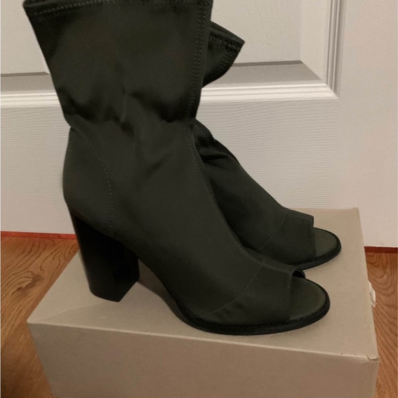 Urban outfitters open toe glove boot (Size 10 US) - Picture 2 of 2